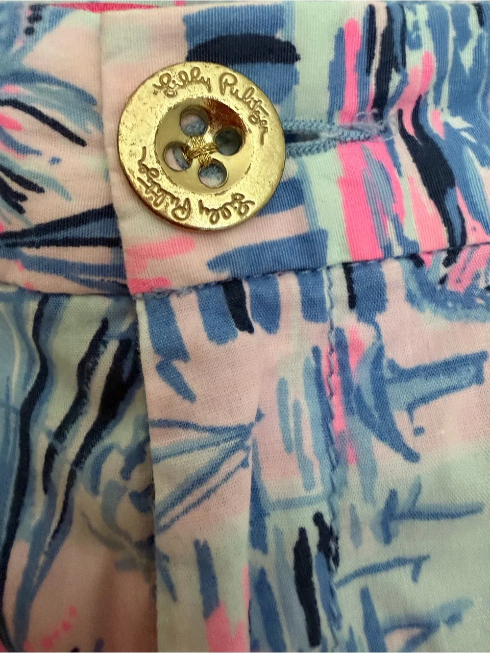Lilly Pulitzer Blue and Pink Tropical Print  Shorts size 6 - Picture 3 of 6